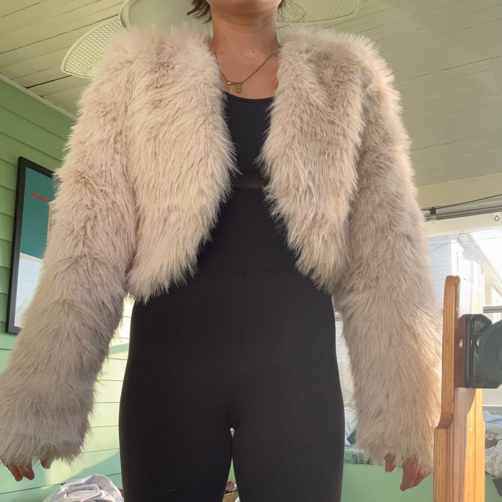 Faux Fur Cropped Jacket